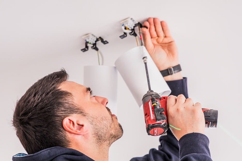 Can Light installation